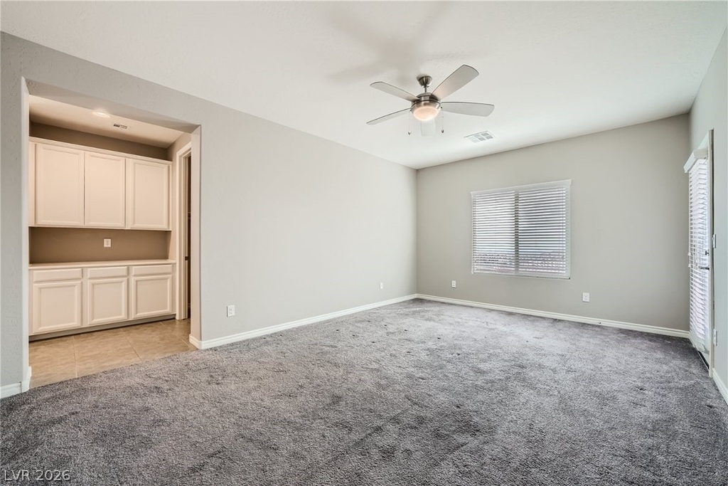 12165 Edgehurst Court - Photo 10