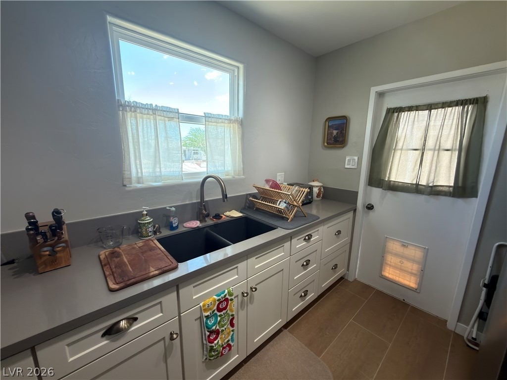 524 Hopi Place - Photo 10
