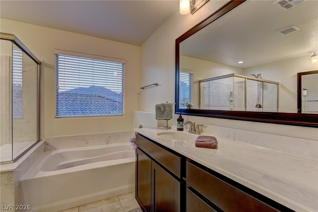426 Port Reggio Street - Photo 19