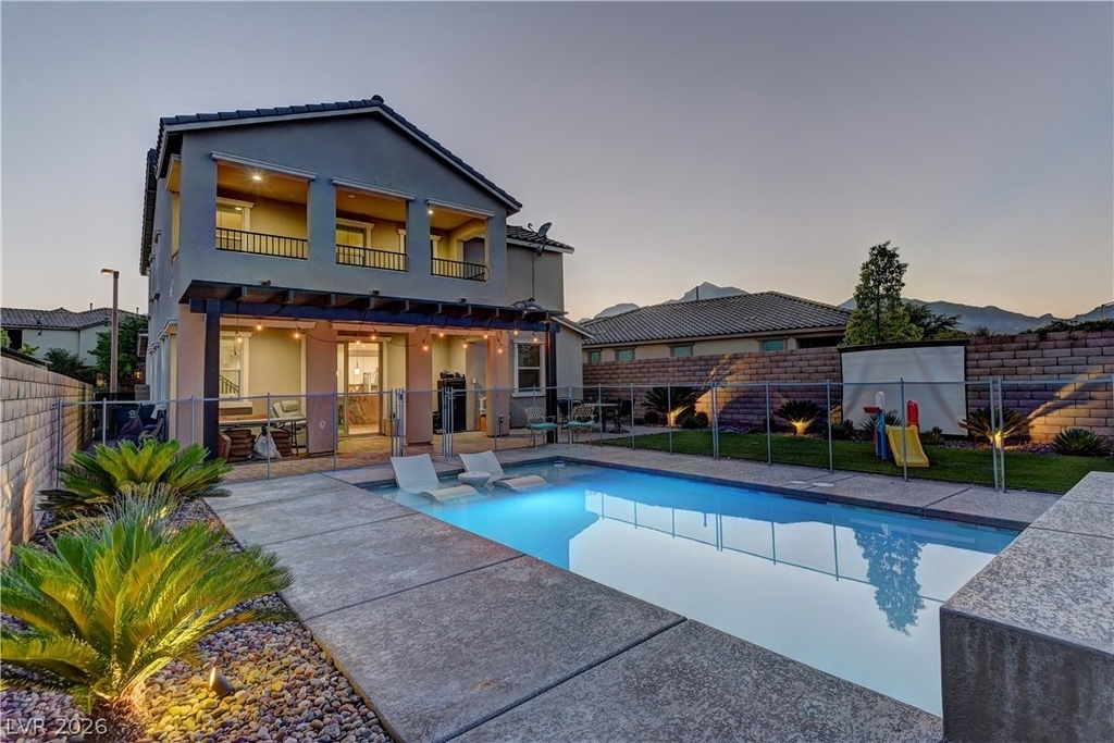 426 Port Reggio Street - Photo 23