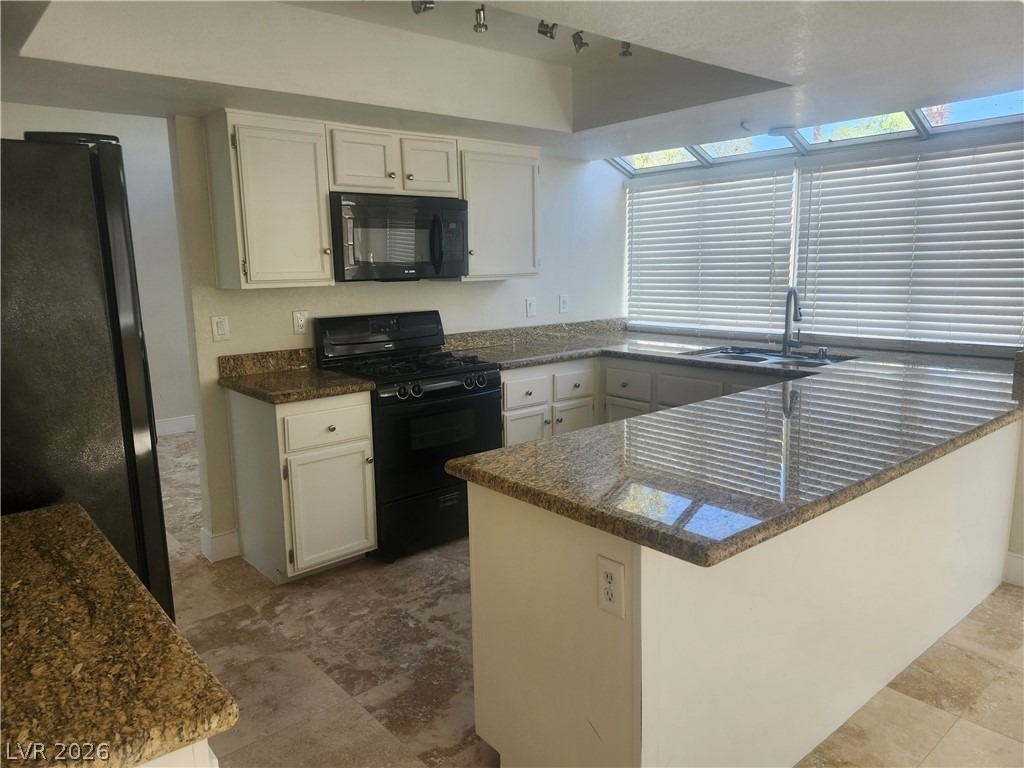 8428 Oyster Drive - Photo 6