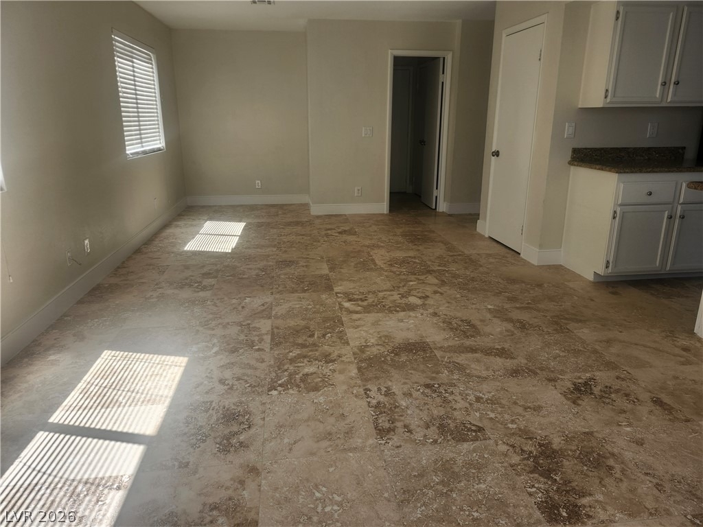 8428 Oyster Drive - Photo 4
