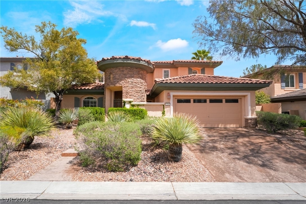 224 Uccello Drive - Photo 1