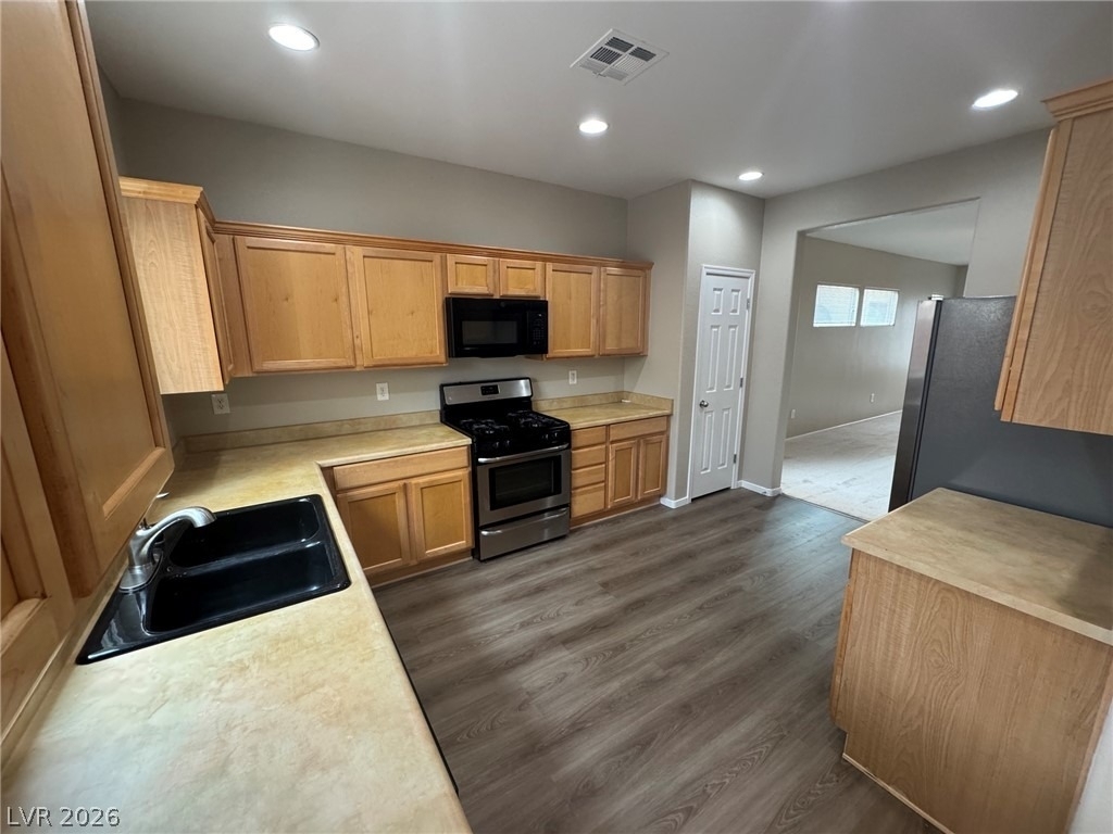2924 Dotted Wren Avenue - Photo 5