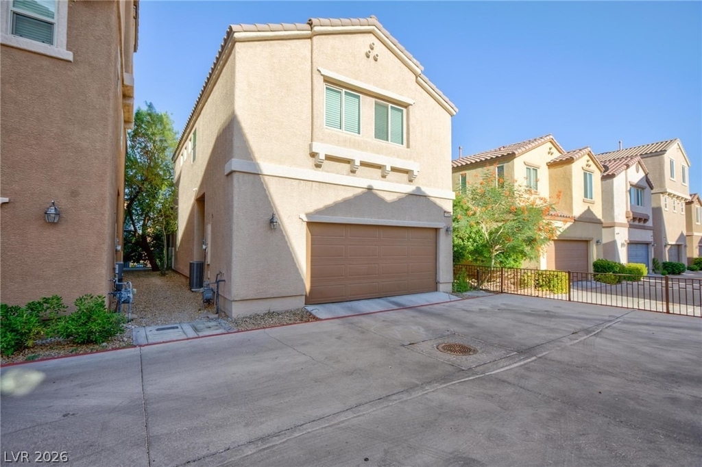 7720 Vibrant Thread Court - Photo 0