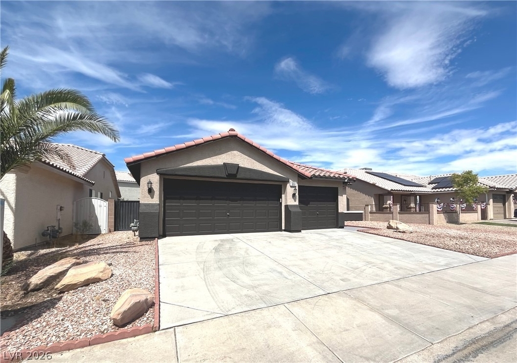 1667 Tangerine Rose Drive - Photo 2