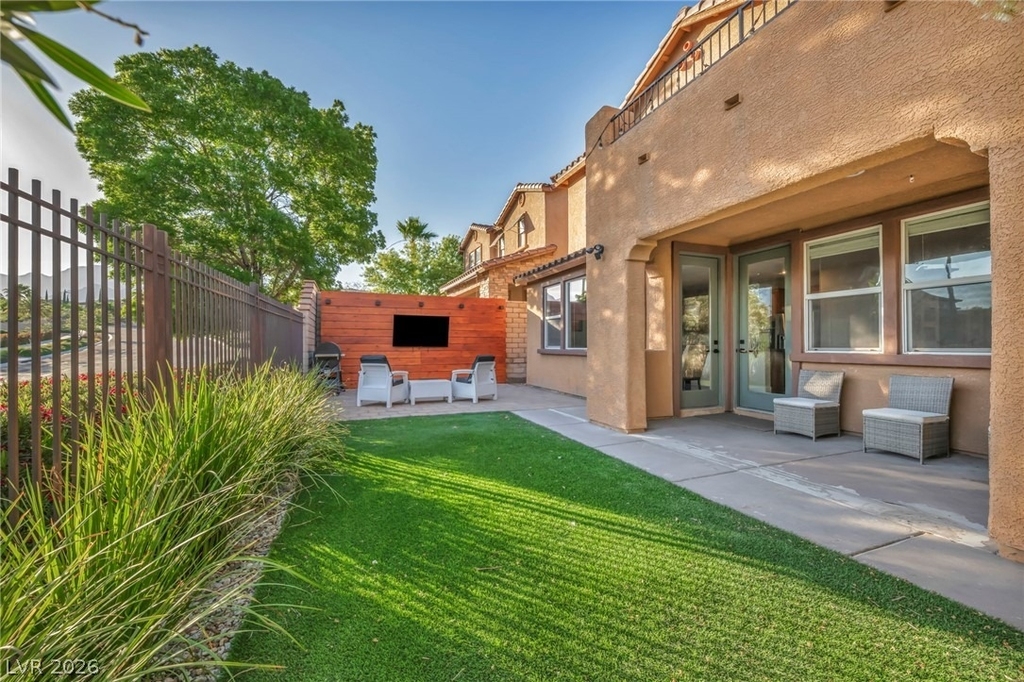 617 Apricot Rose Place - Photo 54