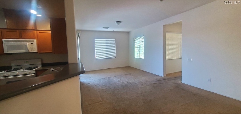 6868 Sky Pointe Drive - Photo 27