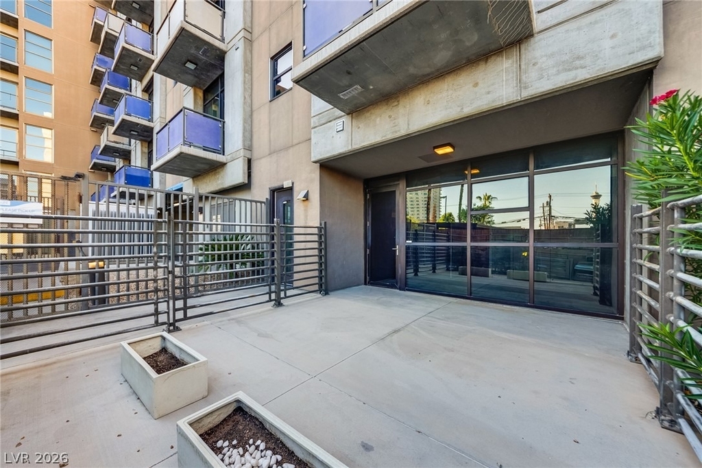 353 E Bonneville Avenue - Photo 21