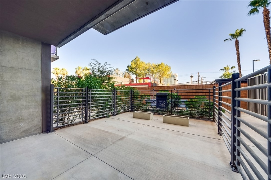 353 E Bonneville Avenue - Photo 20