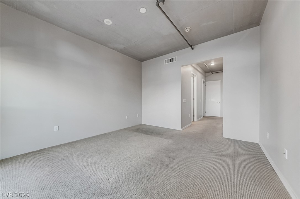 353 E Bonneville Avenue - Photo 16