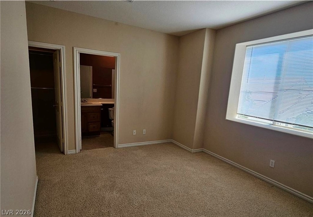 9116 Hampstead Avenue - Photo 14