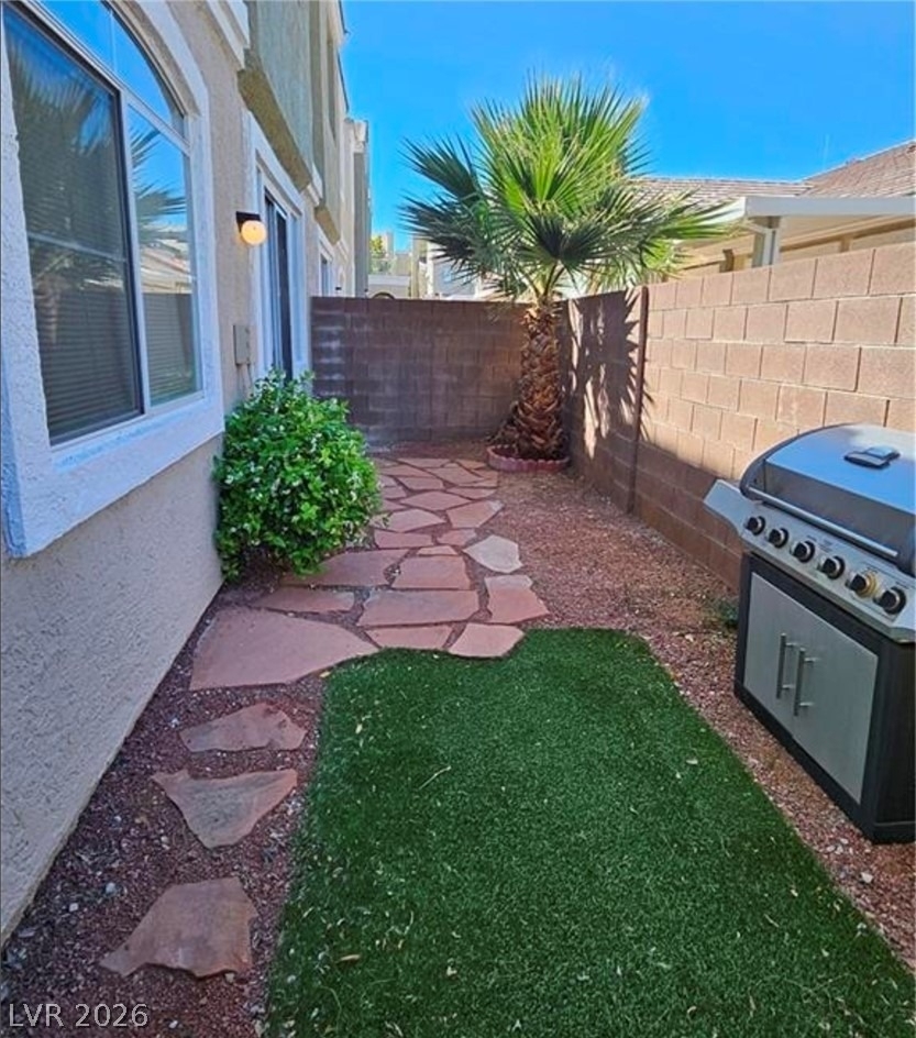 9116 Hampstead Avenue - Photo 34
