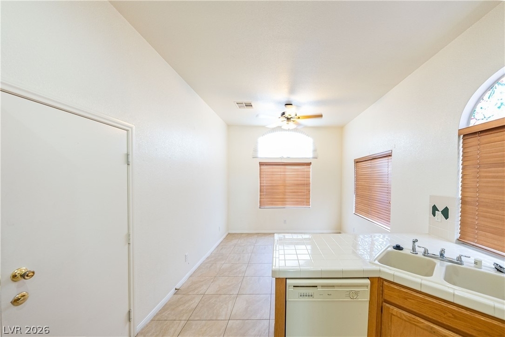 912 Midpride Street - Photo 6