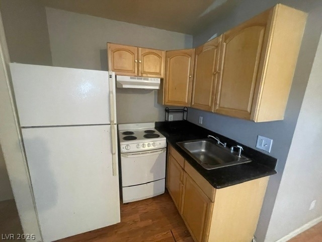 331 S 9th Street - Photo 0