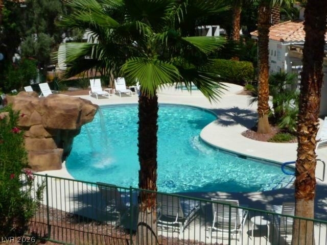 7605 Rolling View Drive - Photo 34