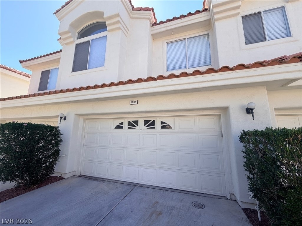 7605 Rolling View Drive - Photo 0