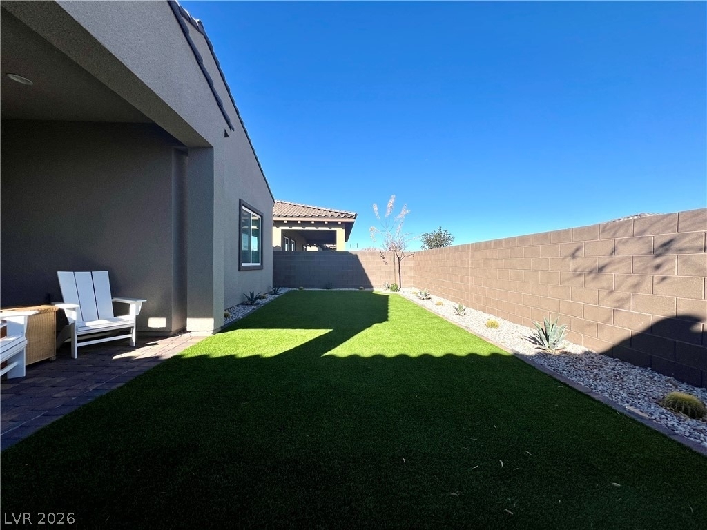 116 Ibiza Lake Drive - Photo 2