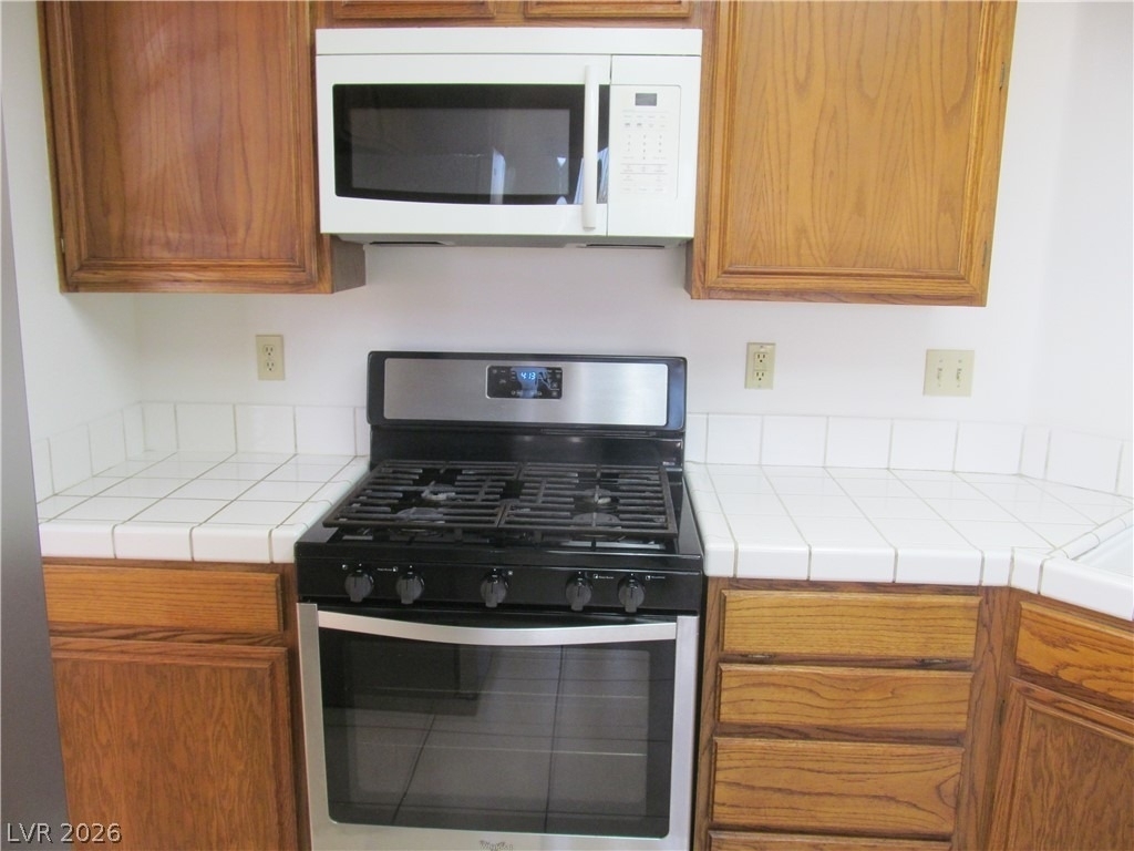 3982 Round Wood Street - Photo 10
