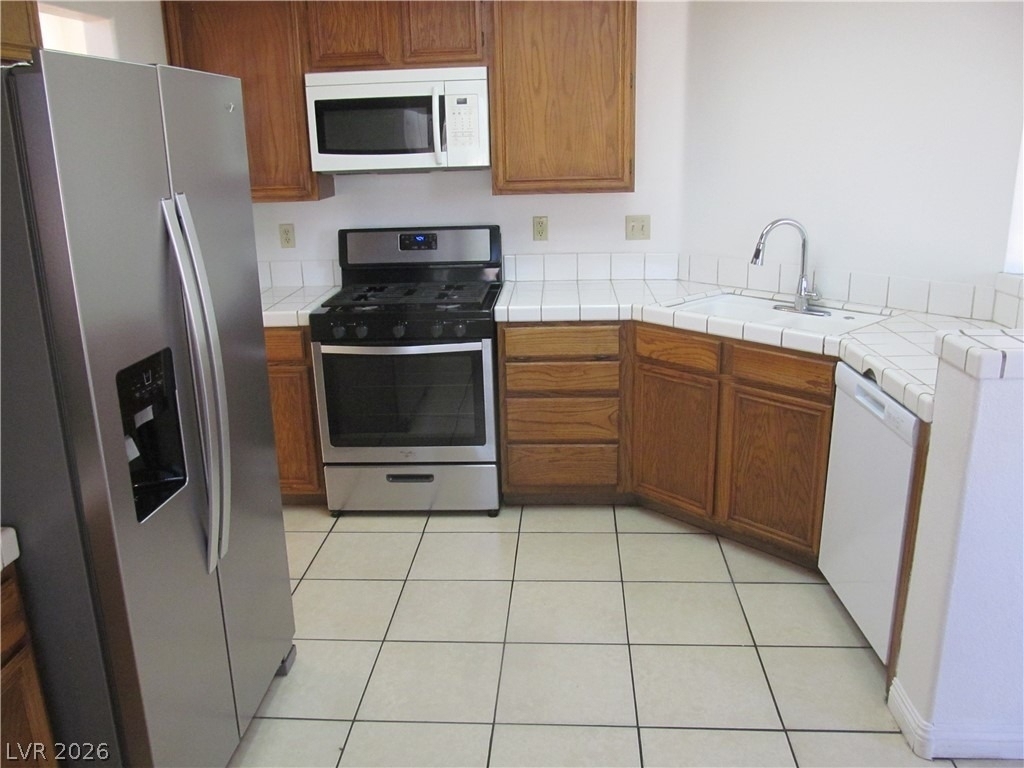 3982 Round Wood Street - Photo 9