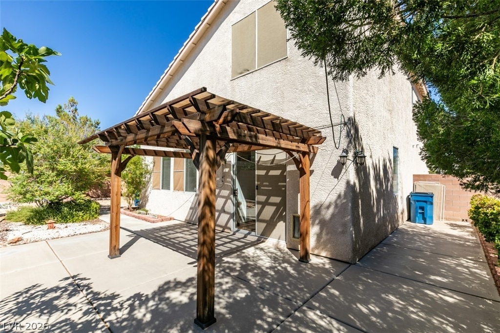 2760 Saigon Drive - Photo 41