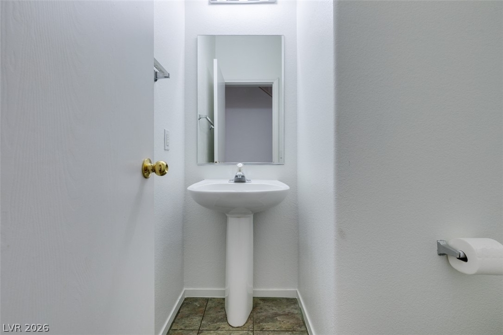 2760 Saigon Drive - Photo 31