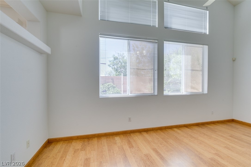 2760 Saigon Drive - Photo 9