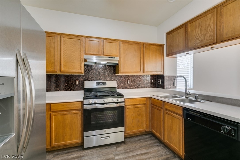 2760 Saigon Drive - Photo 28