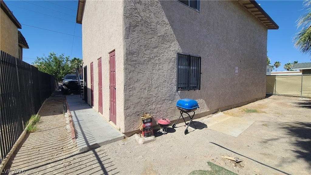 3117 E Carey Avenue - Photo 18