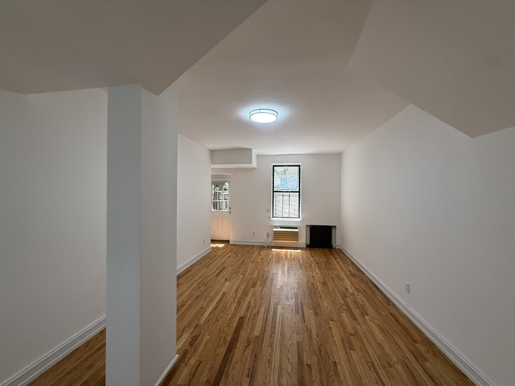440 East 78th Street - Photo 0