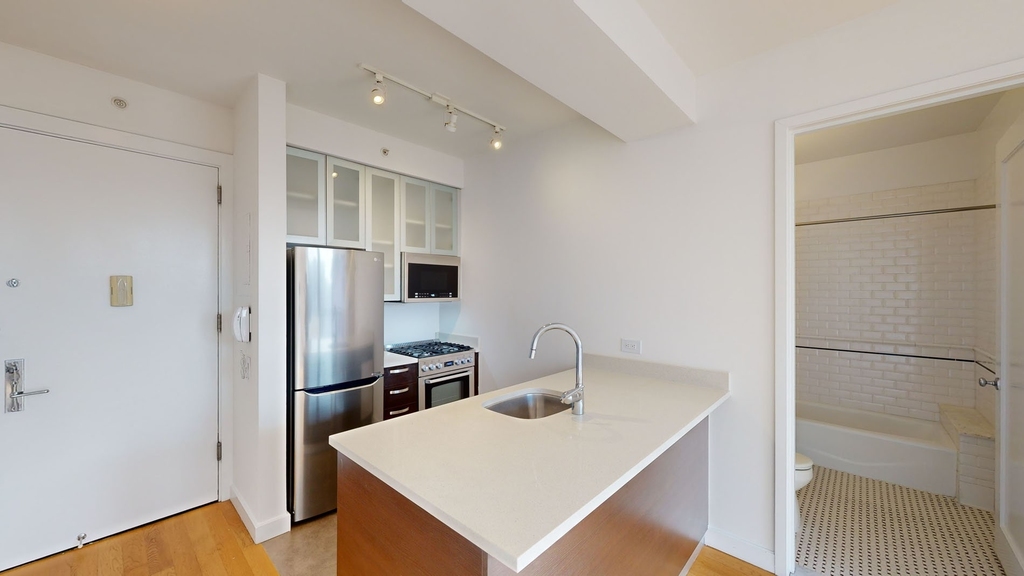 808 Columbus Ave - Photo 1