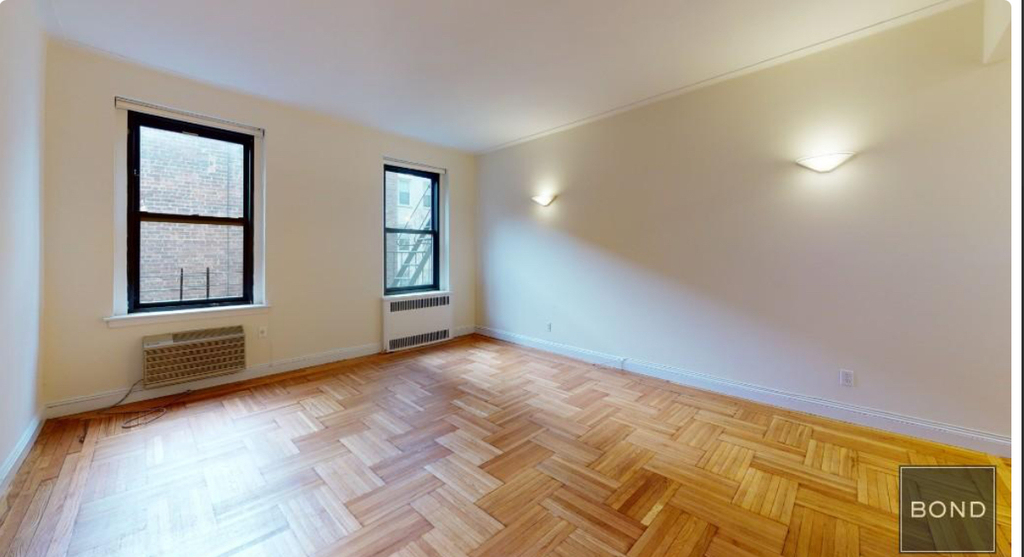 East 78th Street - Photo 0