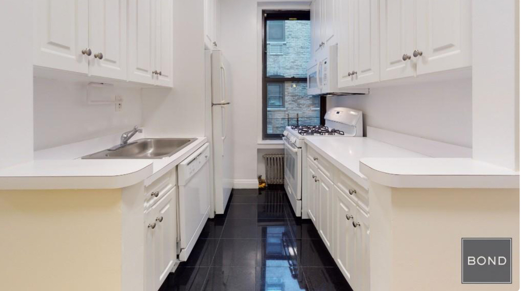 East 78th Street - Photo 1