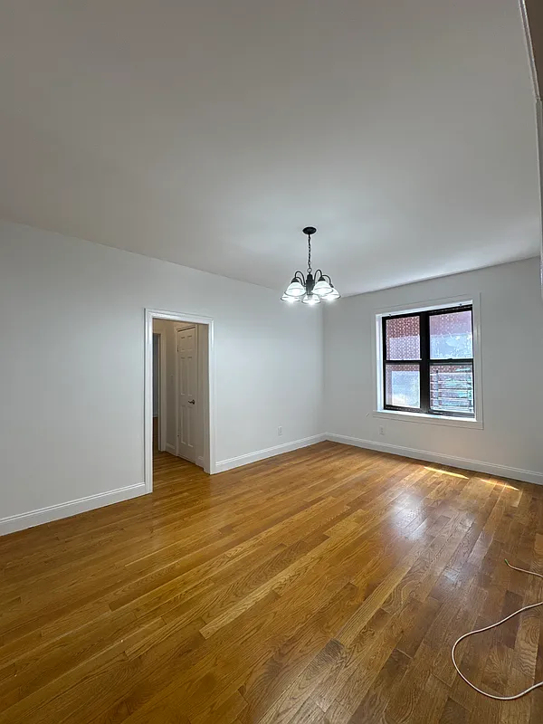 105 Haven Avenue - Photo 1