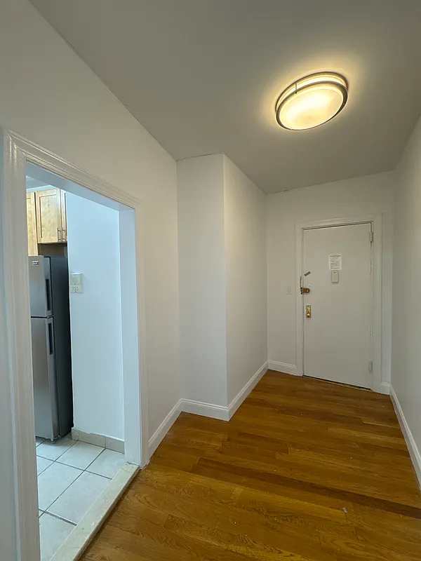 105 Haven Avenue - Photo 4