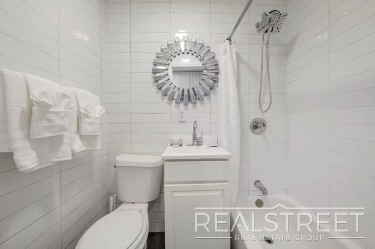 109 Madison Street - Photo 11