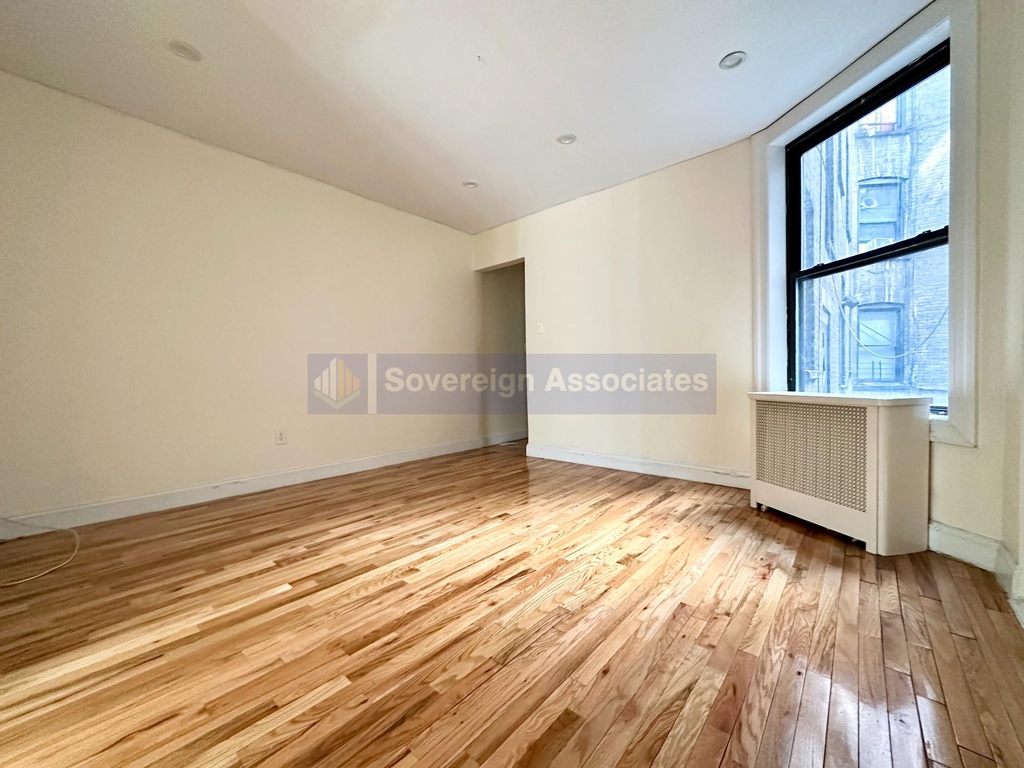 526 West 161st Street - Photo 5