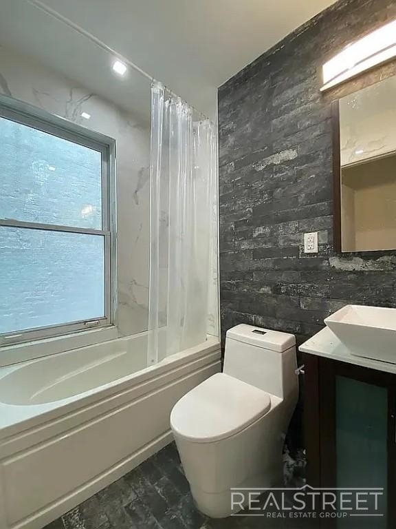 141 Greene Avenue - Photo 8