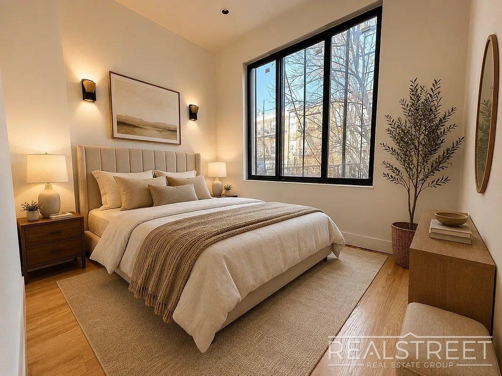 277 Menahan Street - Photo 1