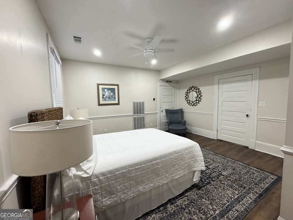 765 Walnut Street - Photo 13
