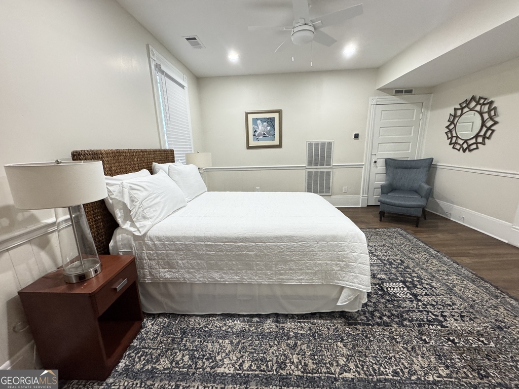 765 Walnut Street - Photo 12