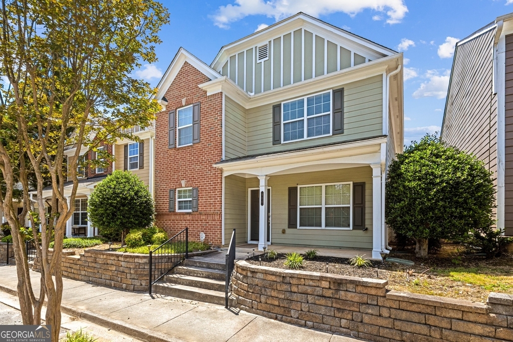 606 Lofty Lane Sw - Photo 0