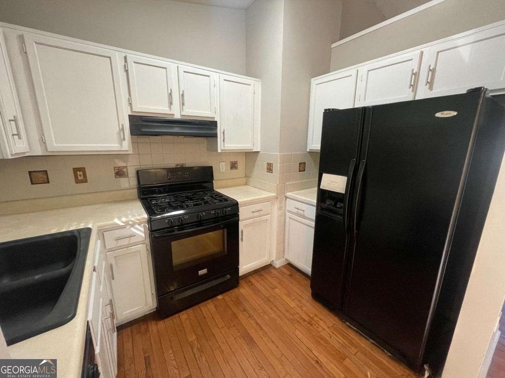 3015 Cascade Manor Drive - Photo 2