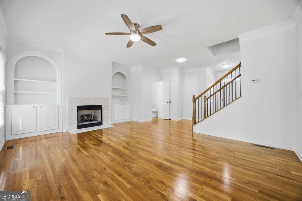 455 Park Place Court - Photo 10