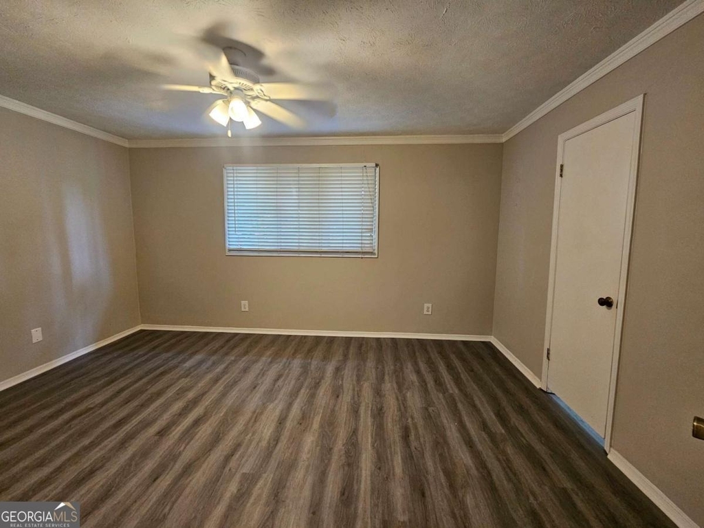 1192 Ashborough Drive Se - Photo 4