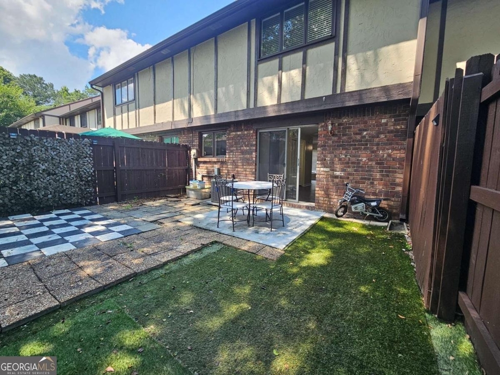 1192 Ashborough Drive Se - Photo 18