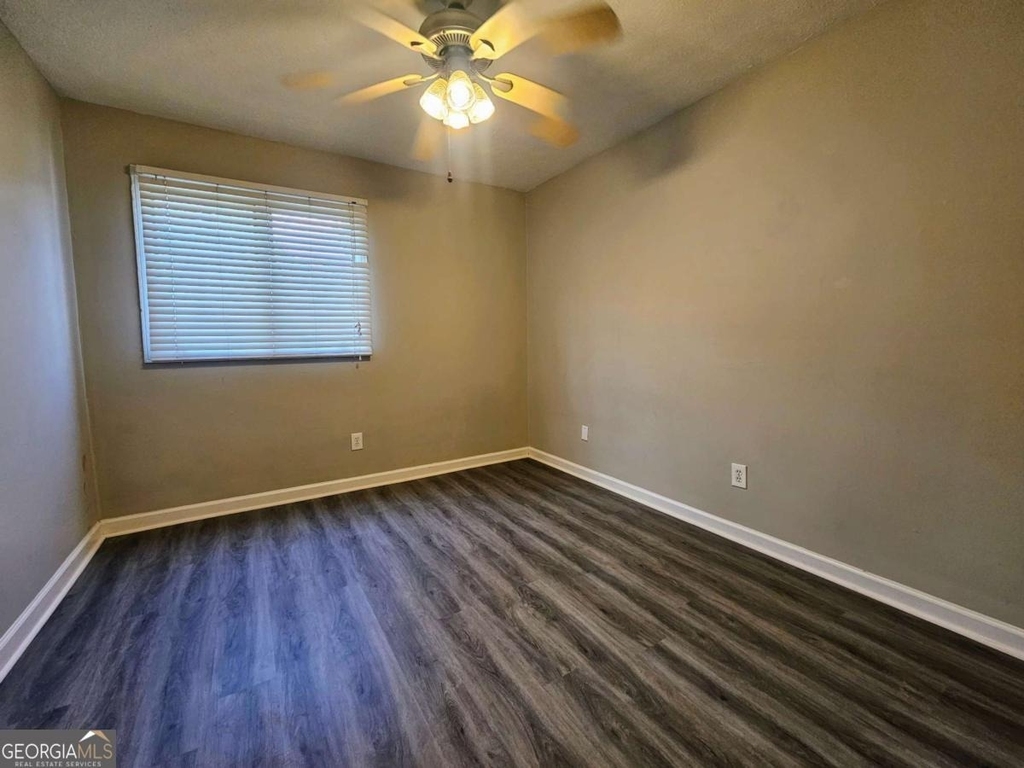 1192 Ashborough Drive Se - Photo 7