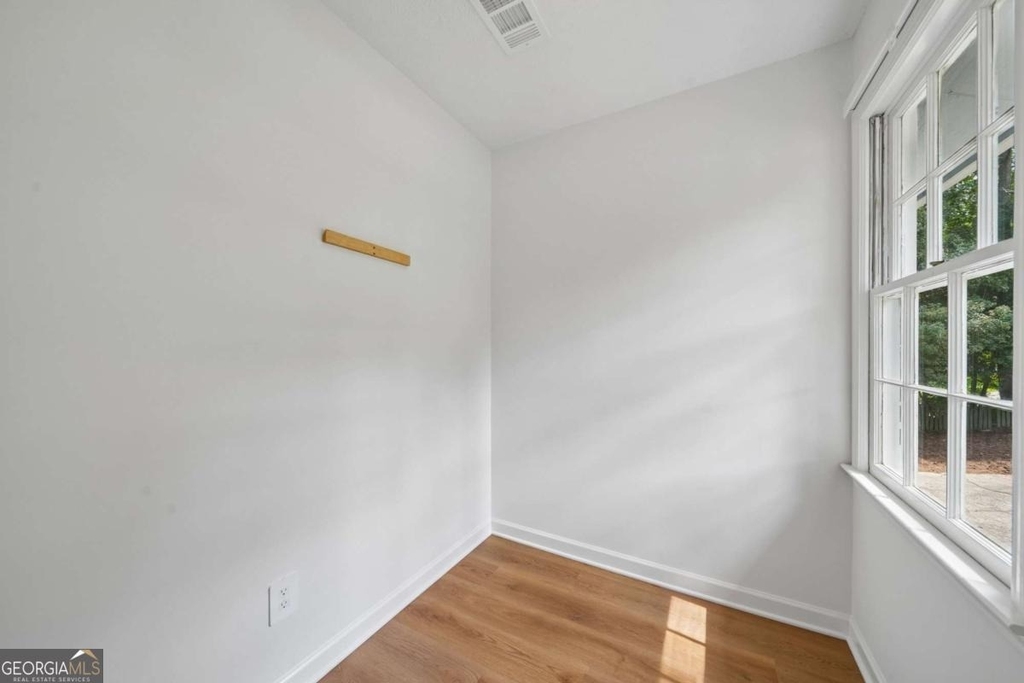5132 Willow Point Parkway - Photo 17