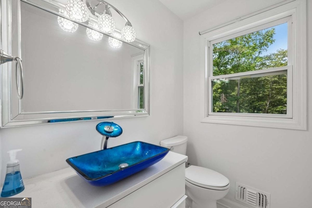 5132 Willow Point Parkway - Photo 14