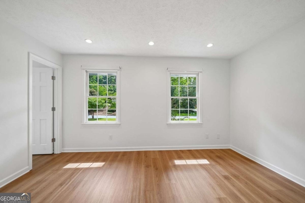5132 Willow Point Parkway - Photo 16